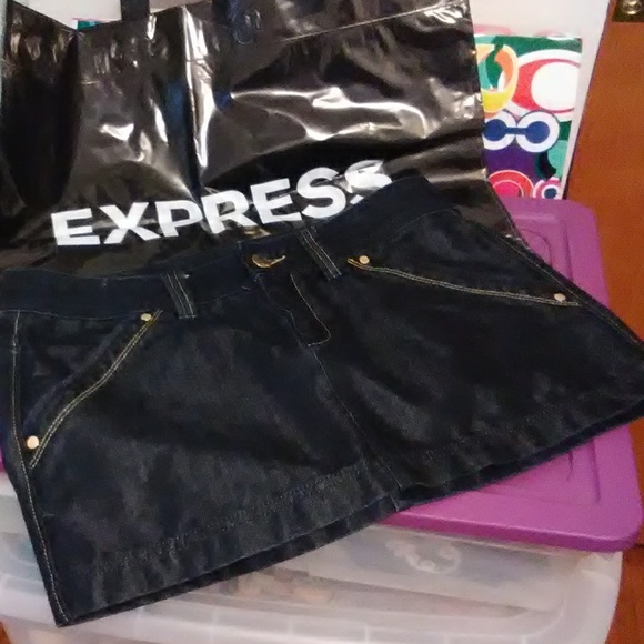 New  Express goergous sequence jean skirt - Picture 5 of 8